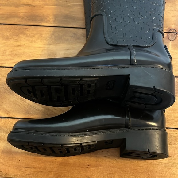Coach Jacquard C Laced Up Back Bow Heeled Black Tall Rainboots Women's Size 6 - Picture 8 of 11